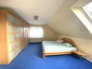 Schlafzimmer DG