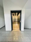 Aufzug/Treppenhaus