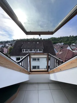 Dachfenster - Wohnung kaufen in Stuttgart - Reizvolle Maisonette-Dachgeschosswohnung zentrumsnah in Stuttgart Feuerbach