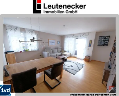 Wohnzimmer - Wohnung kaufen in Remseck - Große Kinderzimmer, großartiges Zuhause: 4-Zimmer-Wohnung in Remseck-Neckarrems