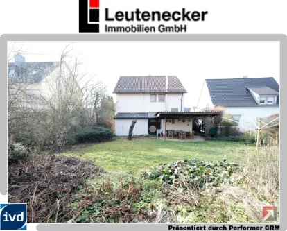 Hausansicht mit Garten - Haus kaufen in Remseck - Sie sind handwerklich begabt und suchen ein Haus mit großem Garten?