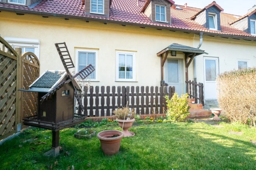 Garten  - Haus kaufen in Bad Lauchstädt - DOPPELHAUSHÄLFTE MIT POTENZIAL!In ruhiger und zentraler Lage