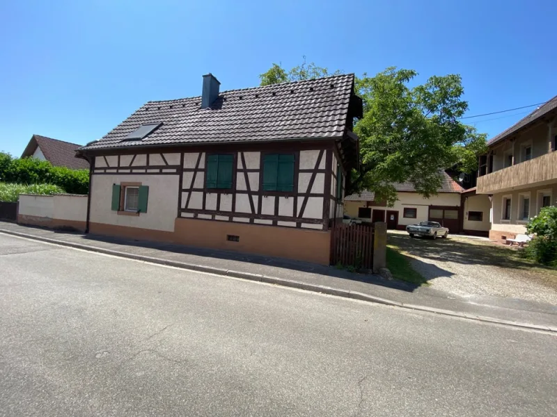 Gebäudeensemble - Haus kaufen in Legelshurst - ****Exklusive Investitionschance: Historisches Gasthaus-Ensemble mit Potenzial ***