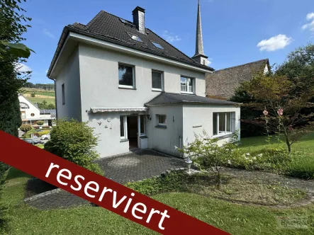 Reserviert - Haus kaufen in Bestwig - RESERVIERT - Wenn Sie das Besondere suchen!