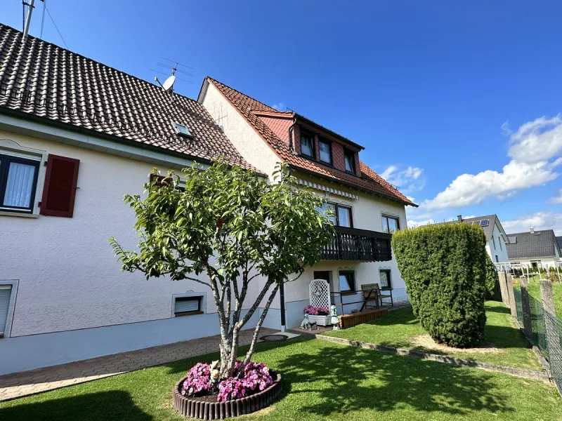 Gartenansicht - Haus kaufen in Oberndorf am Neckar - 2 Häuser - 1 Preis!