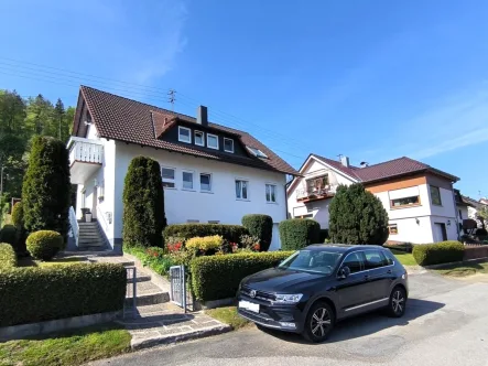 Ansicht - Haus kaufen in Sulz am Neckar / Glatt - Gepflegtes Mehrgenerationenhaus zum Soforteinzug!
