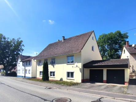 Ansicht - Haus kaufen in Dornhan - Gepflegtes Haus zum Soforteinzug!