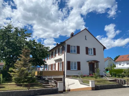 4448_Ansicht - Haus kaufen in Rottweil - Rottweil - Bezugsfreies 1-2 Fam.-Haus in stadtnaher Lage