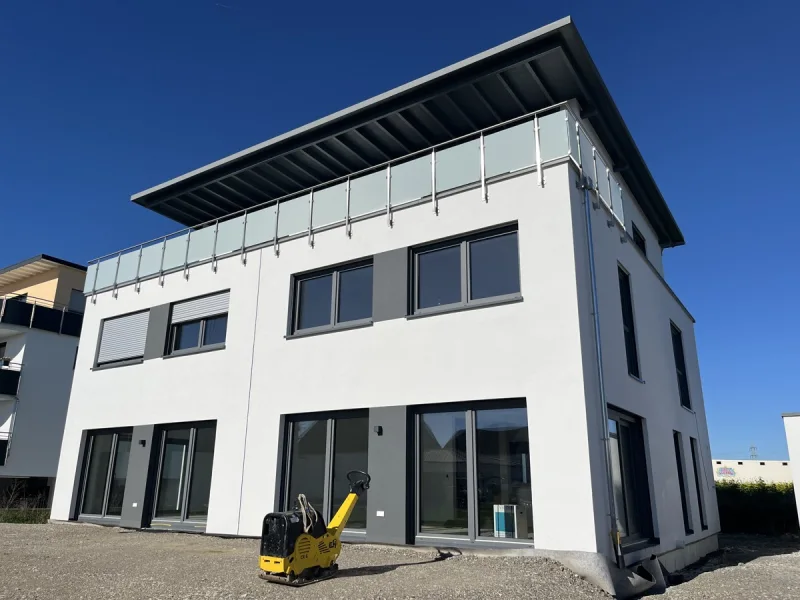 Ansicht - Haus mieten in Trossingen - ERSTBEZUG - Moderne DHH für die junge Familie