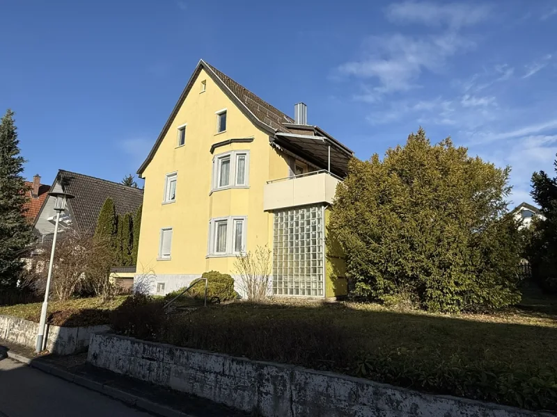 Ansicht - Haus kaufen in Villingen-Schwenningen - Zweifamilienhaus in ruhiger Lage von Schwenningen