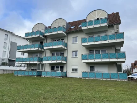 Gartenansicht - Wohnung mieten in Oberndorf am Neckar / Lindenhof - Schöne Single-Wohnung mit tollem Ausblick