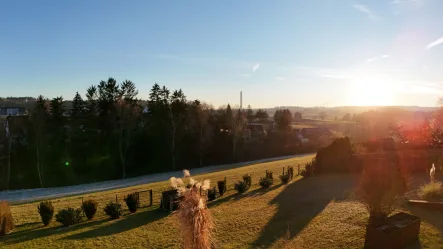 Aussicht Abend - Haus kaufen in Dietingen - Gepflegtes Haus mit Einliegerwohnung in Traumlage