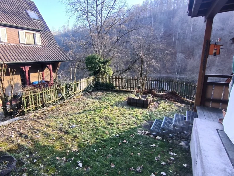 Garten  - Haus kaufen in Oberndorf am Neckar - Gepflegtes Einfamilienhaus mit Ausblick