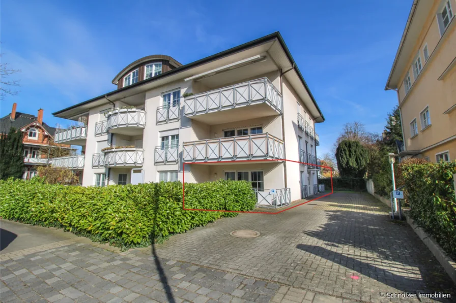 vordere Hausansicht - Wohnung kaufen in Bad Oeynhausen - Mittendrin: Arbeiten und/oder Wohnen in bester Lage