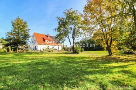 Titelbild - Haus kaufen in Bad Oeynhausen - Ein Paradies für Mensch & Pferd auf ca. 17.000 m²