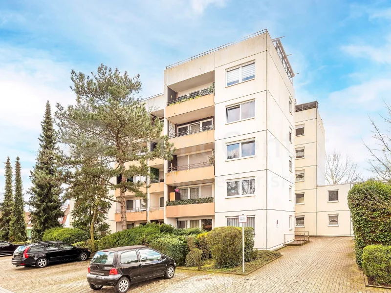 Außenansicht - Wohnung kaufen in Eggenstein-Leopoldshafen - Ohne Treppensteigen hinein ins neue Zuhause!