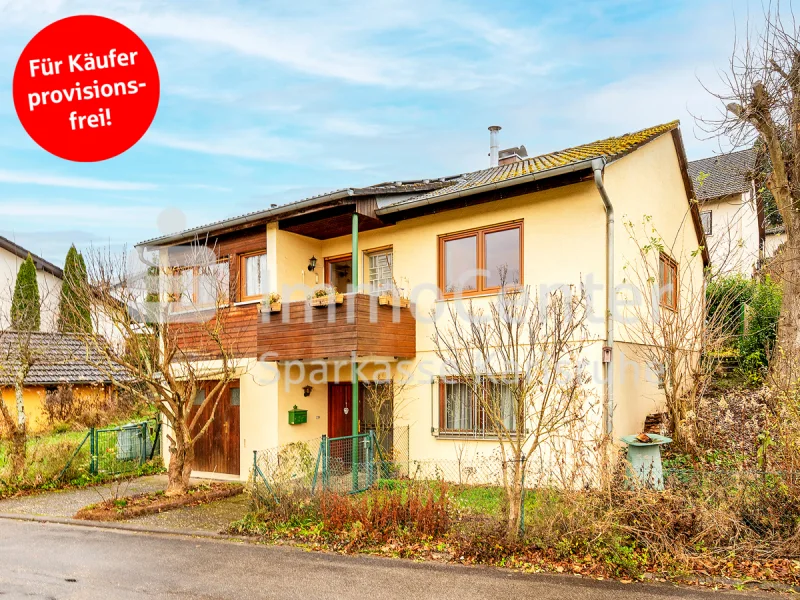 Außenansicht - Haus kaufen in Ettlingen / Schluttenbach - So fühlt sich HEIMAT an! Idyllisches Einfamilienhaus für die kleine Familie in toller Feldrandlage