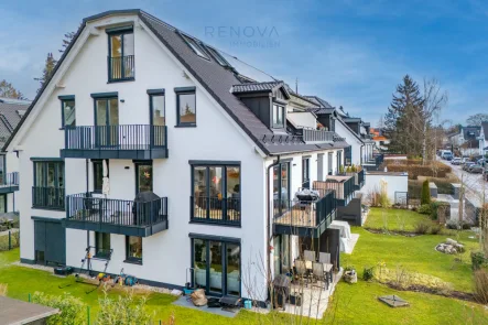 Hausansicht - Wohnung kaufen in München / Trudering - Modernes Wohnen: 3(4)-Zimmer-Maisonette mit Dachterrasse.