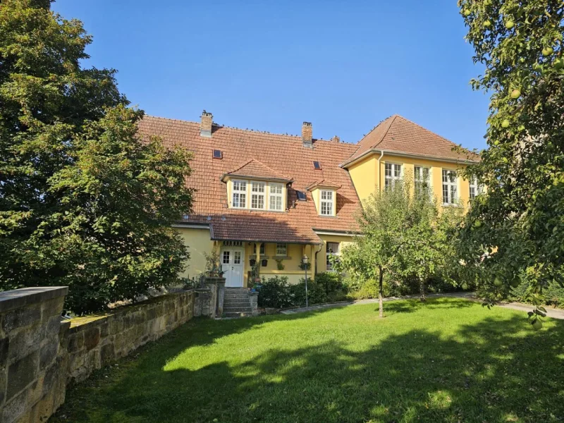 Faszinierend - Haus kaufen in Ebersdorf bei Coburg - Kaufen Sie eine Schule! Eine einmalige Immobilie in Top-Zustand, mehr als nur Wohnen!