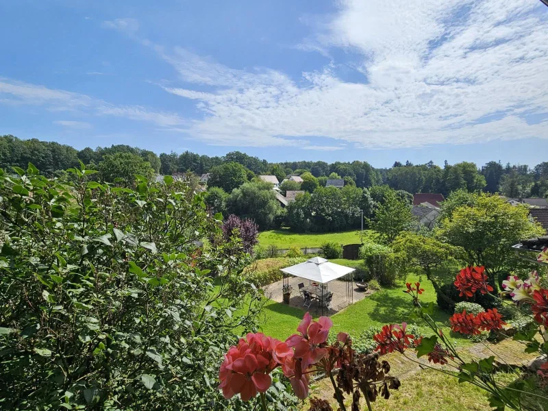 Verträumter Weitblick von der Terrasse