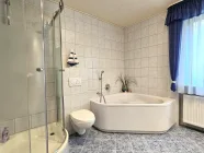 Badezimmer 1. OG