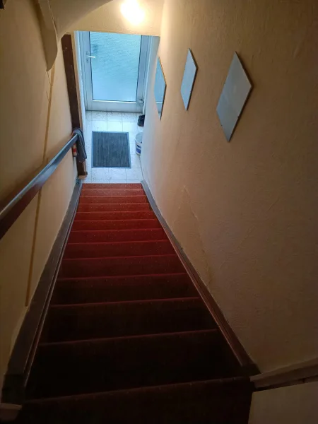 Treppe zum OG