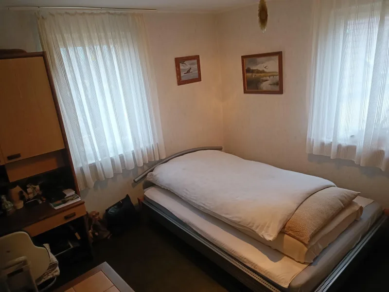 Schlafzimmer 2 OG