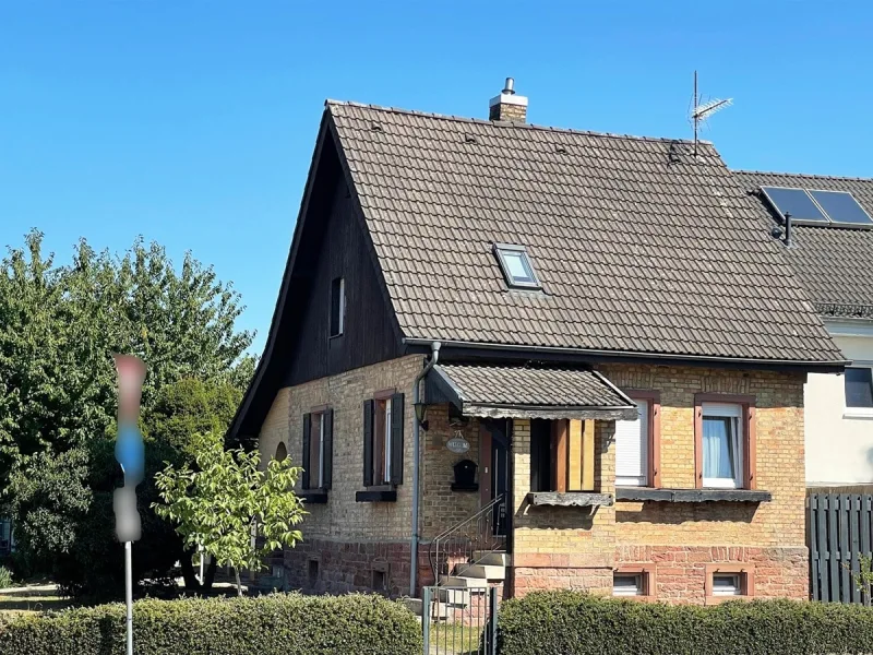 Außenansicht - Haus kaufen in Lobbach - Einfamilienhaus in Lobbach!