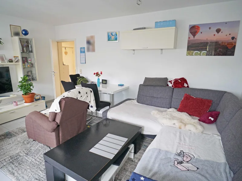 Wohnzimmer - Wohnung kaufen in Sinsheim - 2 -Zimmerwohnung in Sinsheim-Gartenstadt!