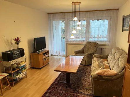 Wohnzimmer - Wohnung kaufen in Sinsheim - Etagenwohnung in Sinsheim-Süd!