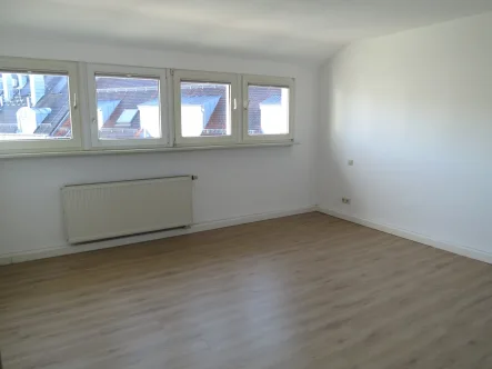 Wohnzimmer - Wohnung mieten in Bruchsal - Wohnen im Zentrum von Bruchsal!