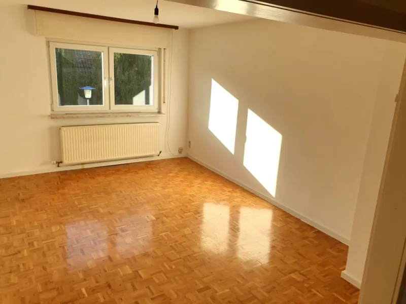 Essbereich / Büro / Schlafzimmer