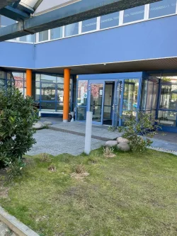 Eingang - Büro/Praxis mieten in Waiblingen - Waiblingen Ameisenbühl flexible Bürofläche 