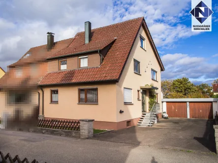  - Haus kaufen in Baltmannsweiler - Gepflegte Doppelhaushälfte mit großzügigen Zimmern, Terrasse, Garten und Doppelgarage