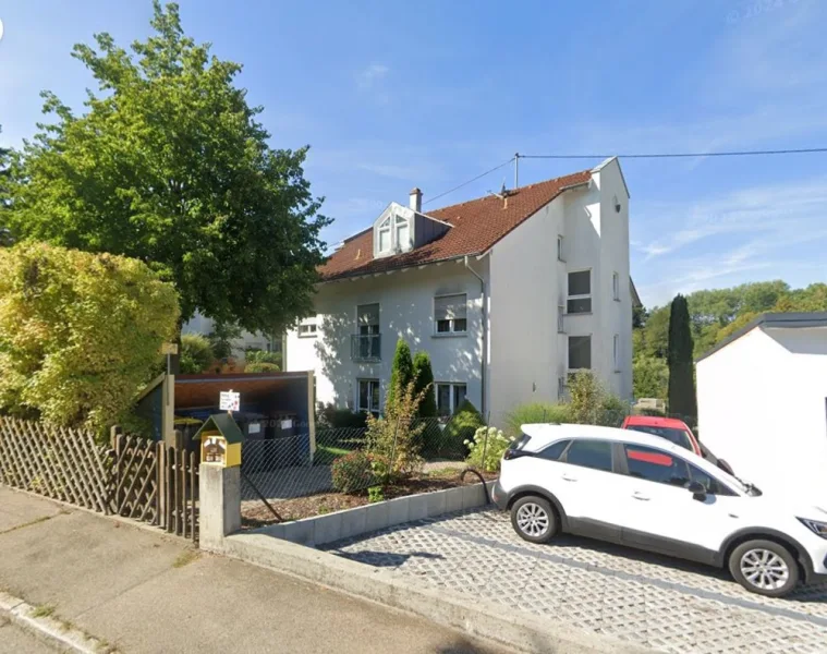 Ostseite - Wohnung kaufen in Reutlingen / Bronnweiler - Vermietete 2-Zimmer-DG-Wohnung mit Balkon und Garagen-Stellplatz in Bronnweiler zu verkaufen