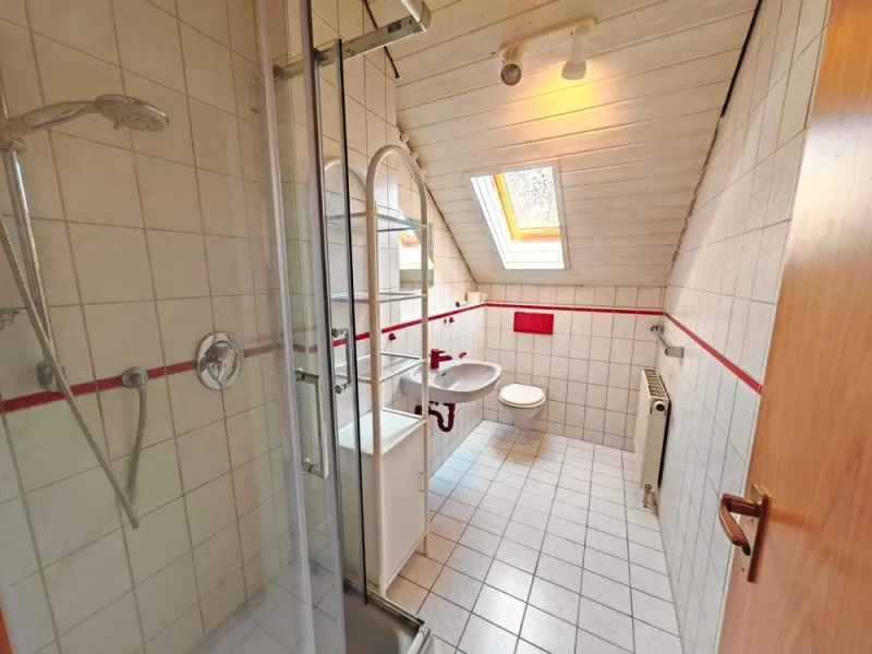 Badezimmer DG 