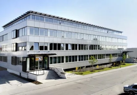 RICH Gebäudeansicht - Büro/Praxis mieten in Heidelberg - RICH - Perfect Houses: Moderne Büroflächen in verkehrsgünstiger Lage - provisionsfrei