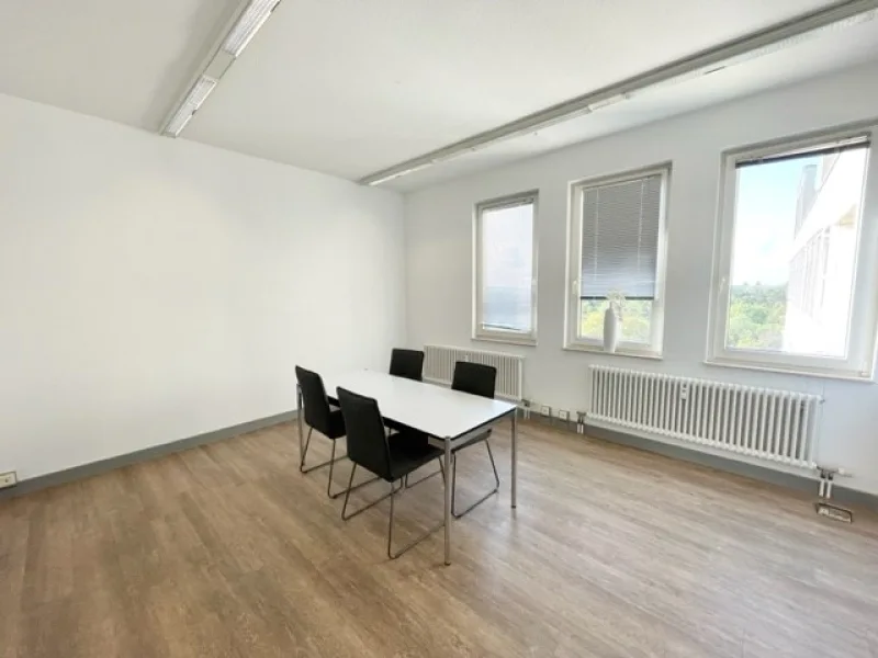 6.OG Aufenthaltsraum - Büro