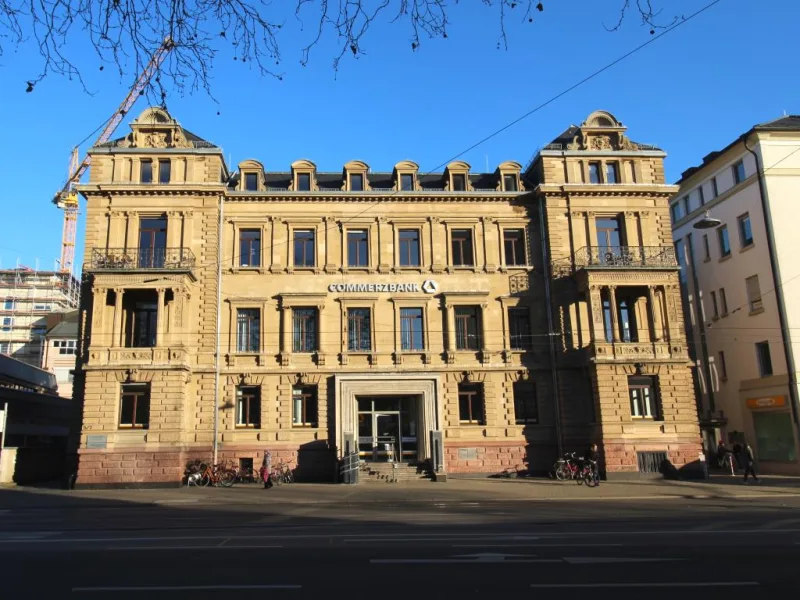 RICH Außenbild - Büro/Praxis mieten in Heidelberg - RICH - Zentral gelegene Büroflächen in klassizistischem Bank-Gebäude - provisionsfrei
