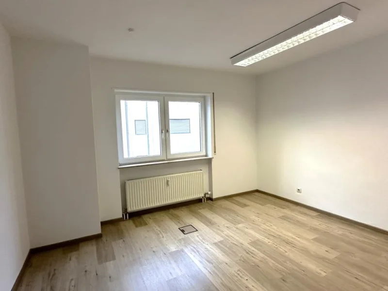 Büro 3