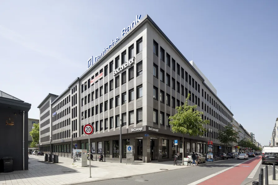 RICH_Außenaufnahme - Büro/Praxis mieten in Mannheim - RICH - Neu gestaltbare Büroflächen auf den Planken mit Blick auf den Wasserturm - provisionsfrei