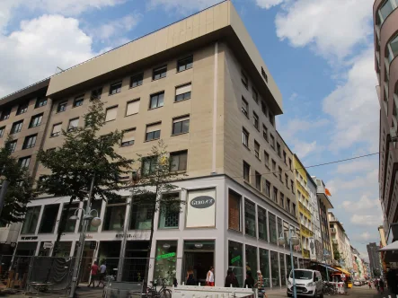 RICH_Außenaufnahme - Büro/Praxis mieten in Mannheim - RICH - Attraktive Büroflächen auf den Planken mit Terrasse - provisionsfrei