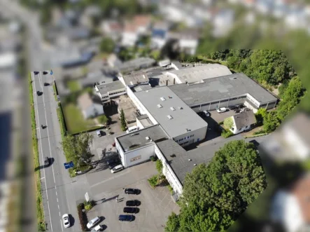 Luftbild - Halle/Lager/Produktion mieten in Arnsberg - Alt-Arnsberg: 1.053 m² große Lagerhalle mit Rampe und Tor ab 2025 zu vermieten