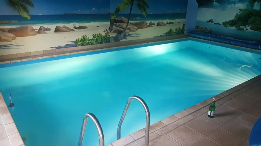 Erdgeschoss Schwimmbad