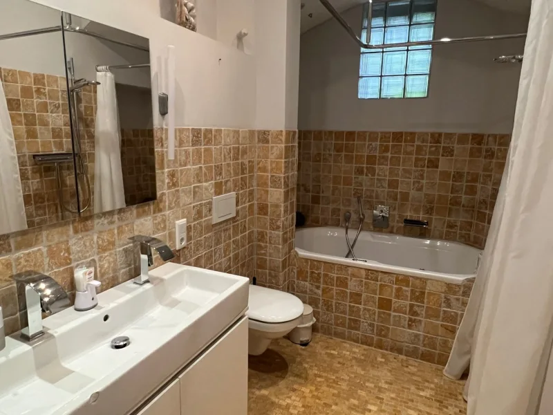 Modernes Badezimmer_EG