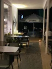 Terrasse bei Nacht