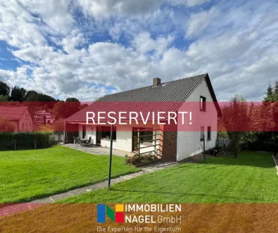 RESERVIERT! - Haus kaufen in Lübbecke / Gehlenbeck - Einfamilienhaus mit unverbaubarem Fernblick in die Natur von Lübbecke-Gehlenbeck!