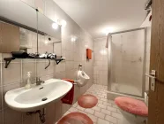 Badezimmer im Souterrain