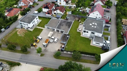 komplettes Anwesen - Haus kaufen in Alfdorf - Exklusives Anwesen mit 2 und 3 Familienhäuser sowie Gewerbekomplex mit Halle