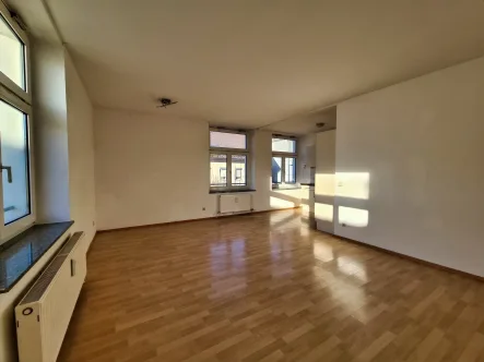 Wohn- und Esszimmer - Wohnung kaufen in Albstadt - Kaufpreisreduzierung!! - Helle 3-Zimmer-Eigentumswohnung in Tailfingen!